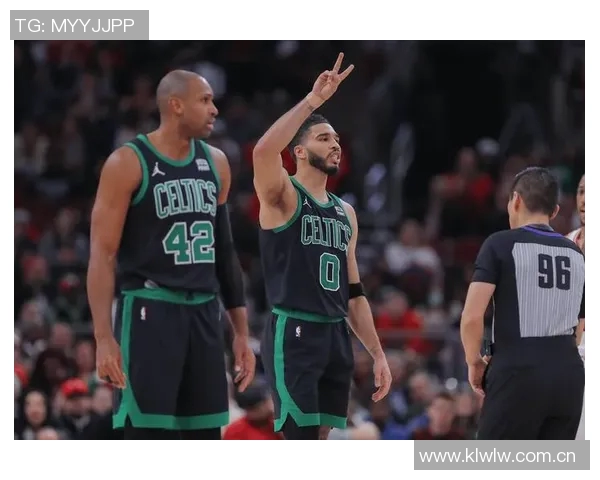 绿军双探花新赛季定妆照曝光谁将成为联盟最佳二人组的赢家