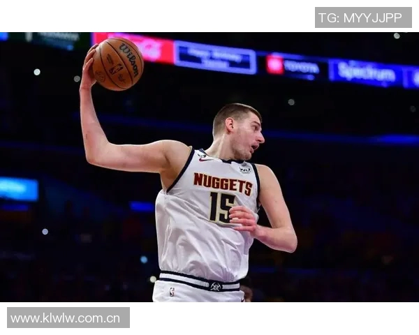 马刺在泥淖中逆转火箭约基奇的三双成泡影不再重要