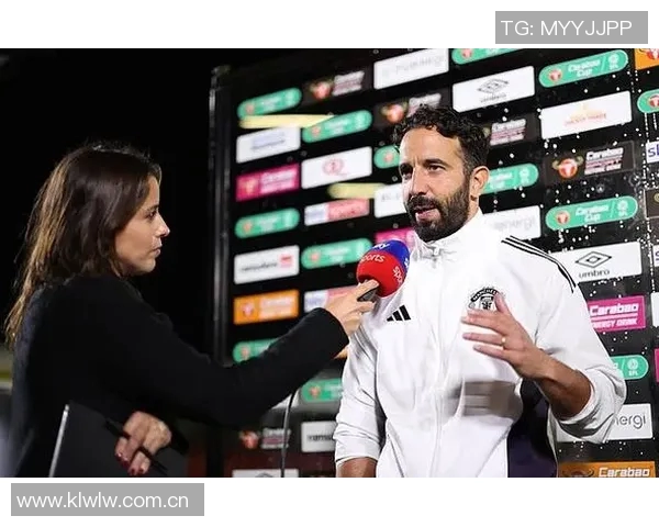 卡拉格与斯科尔斯齐声呼吁阿莫林圣诞前辞职时间已不再充裕