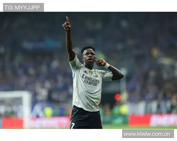 阿隆索称姆巴佩与维尼修斯默契十足居莱尔与贝林厄姆完美契合 阿隆索称姆巴佩与维尼修斯默契十足居莱尔与贝林厄姆完美契合