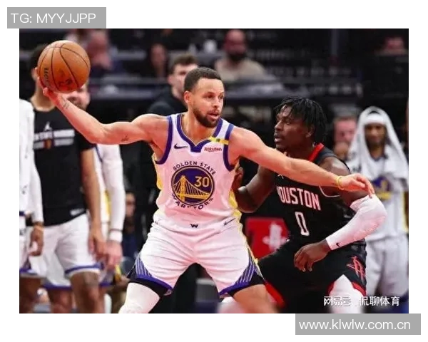 拼尽全力库里三分球表现惊艳全场独得38分却难阻球队失利 拼尽全力库里三分球表现惊艳全场独得38分却难阻球队失利