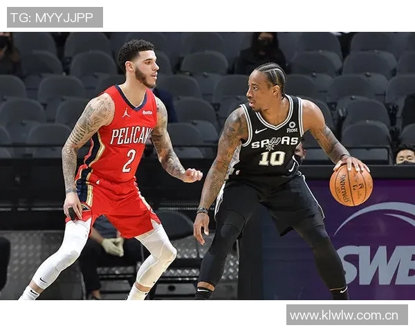 罗伊斯奥尼尔谈球队磨合与新赛季三分球战术调整