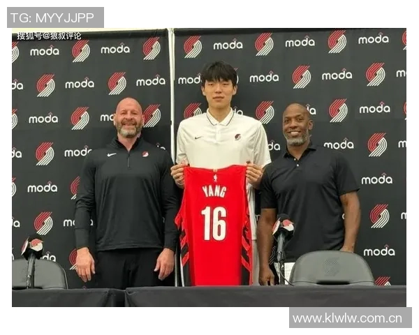 利指导与霍勒迪联手开拓者新赛季杨瀚森能否成功打进轮换阵容