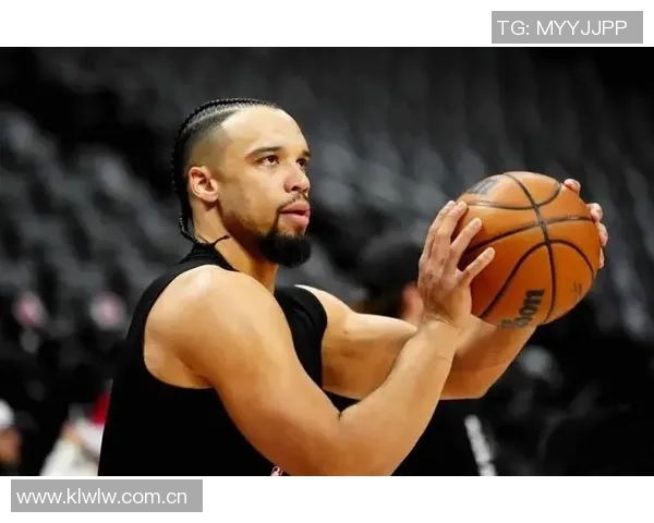 伊森称赞狄龙智谋出众自己将努力向其学习提升球技