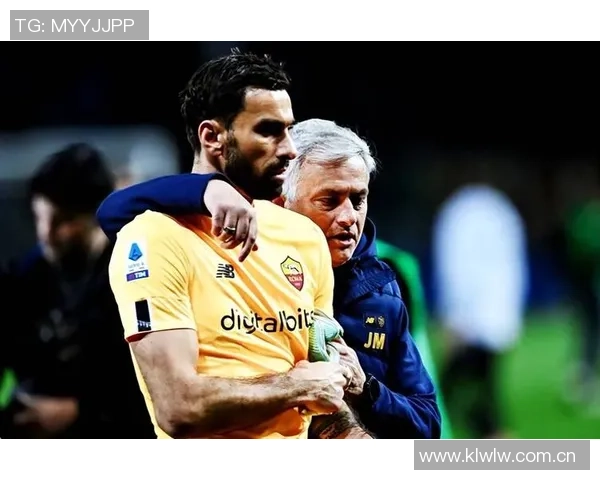 帕特里西奥宣布退役C罗发文致敬感谢其伟大贡献与历史地位